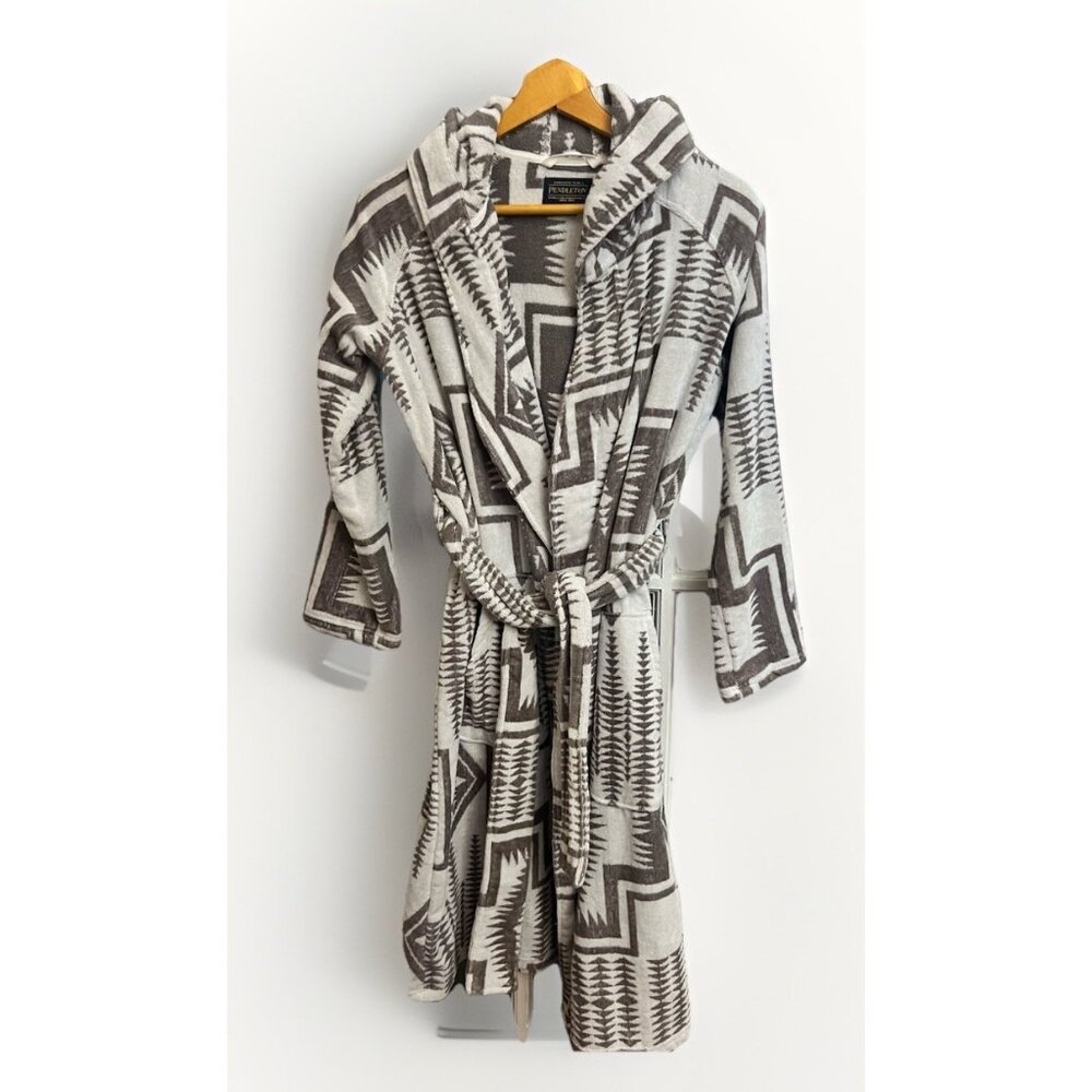 Pendleton Cotton Terry Velour Aztec Gray and White Geo Patterned Robe XS/S
